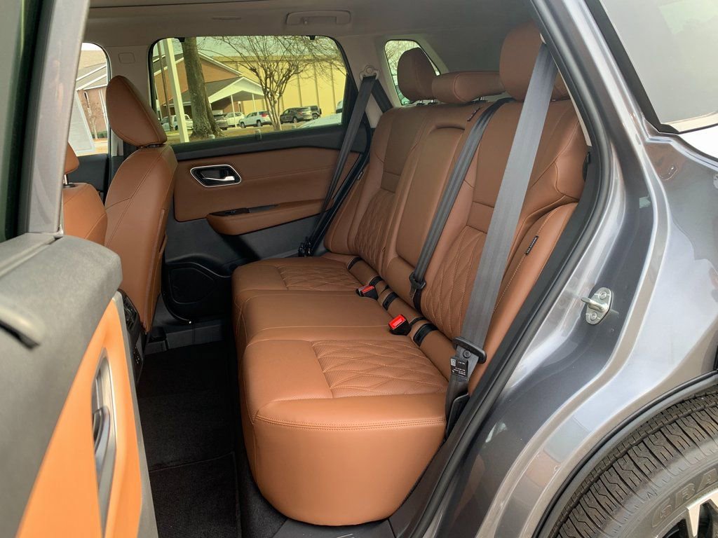 New 2026 Nissan Rogue Platinum image 25