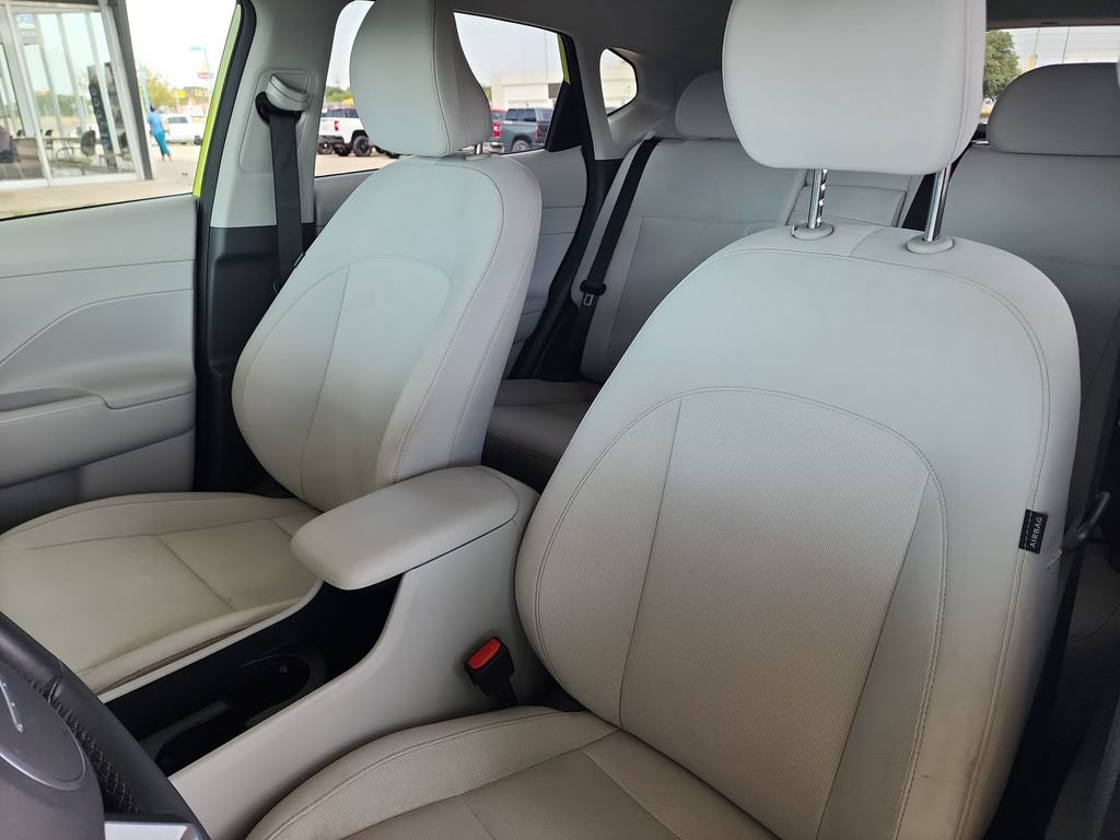 Used 2025 Hyundai Kona SEL AWD/4WD image 15