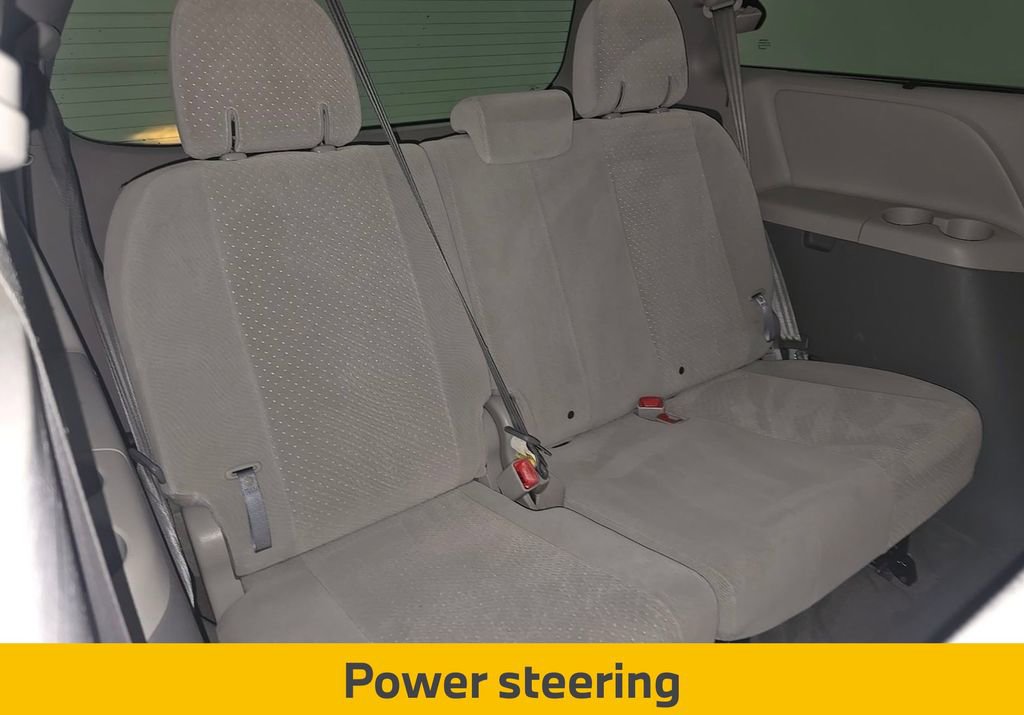 Used 2014 Toyota Sienna LE FWD image 20