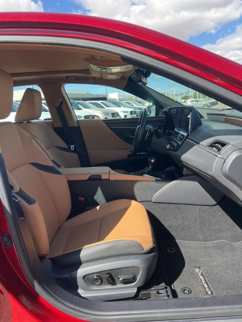 Used 2023 Lexus ES 350 w/ Premium Package image 27