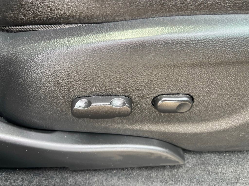 Used 2015 Buick Encore Leather FWD image 11