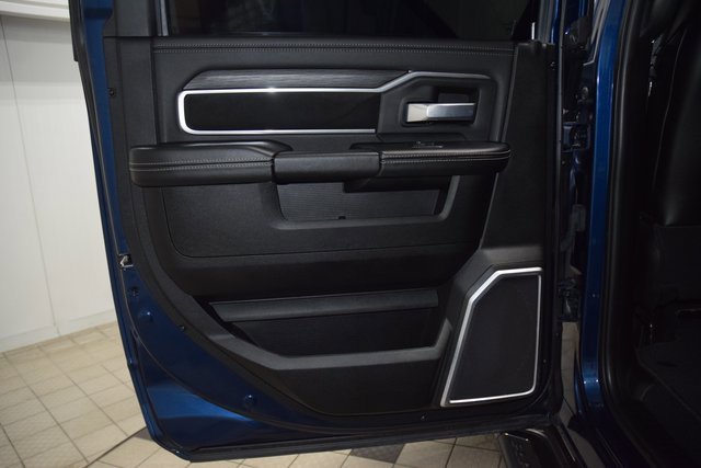 Used 2024 RAM 2500 Laramie w/ Night Edition image 43