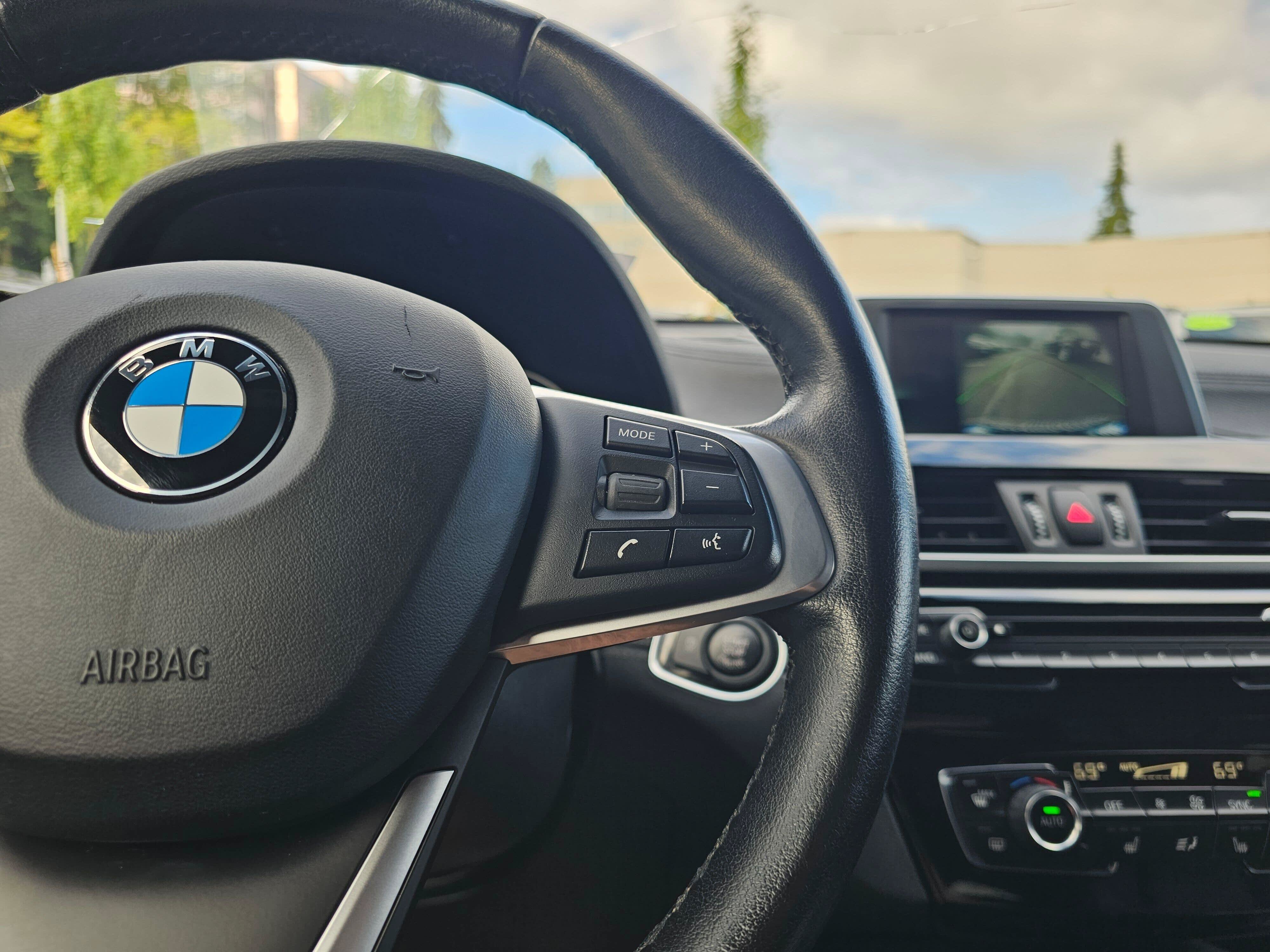 Used 2018 BMW X2 xDrive28i w/ Convenience Package AWD/4WD image 34