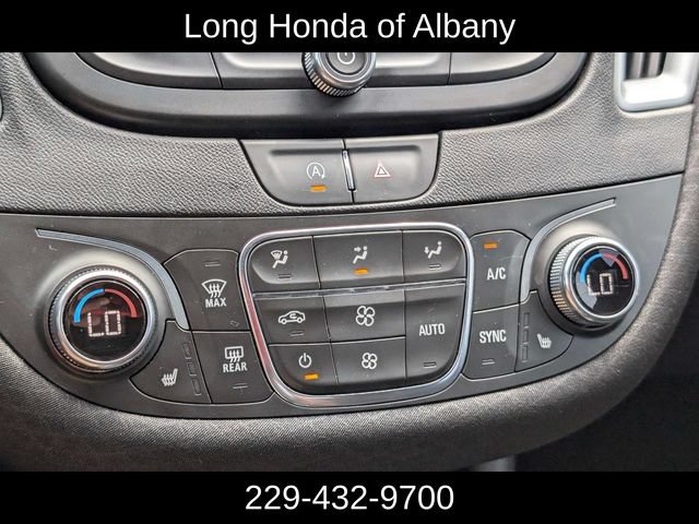 Used 2022 Chevrolet Malibu LT FWD image 22