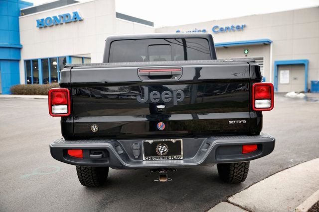 Used 2021 Jeep Gladiator Willys image 11