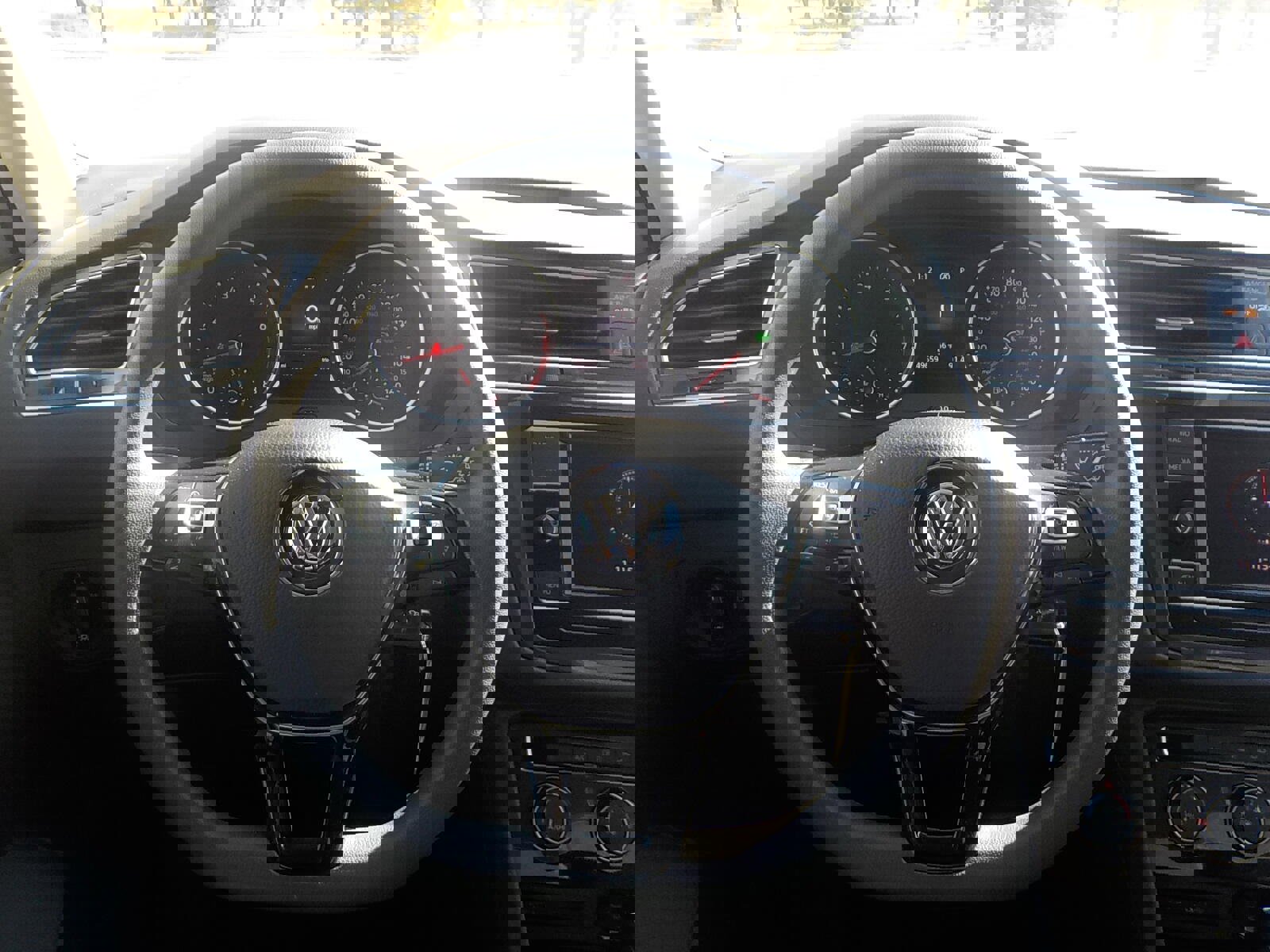 Used 2021 Volkswagen Tiguan S image 19