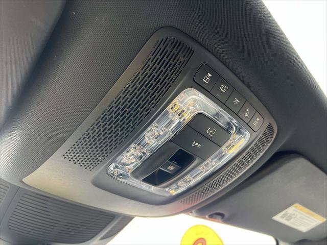 Used 2022 Mercedes-Benz GLS 450 4MATIC image 33