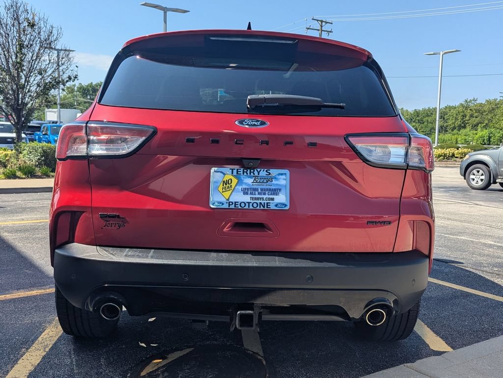 Used 2022 Ford Escape SEL w/ SEL Stealth AWD Package image 4