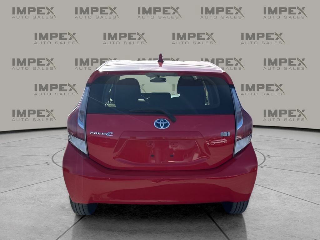 Used 2015 Toyota Prius C Two image 4