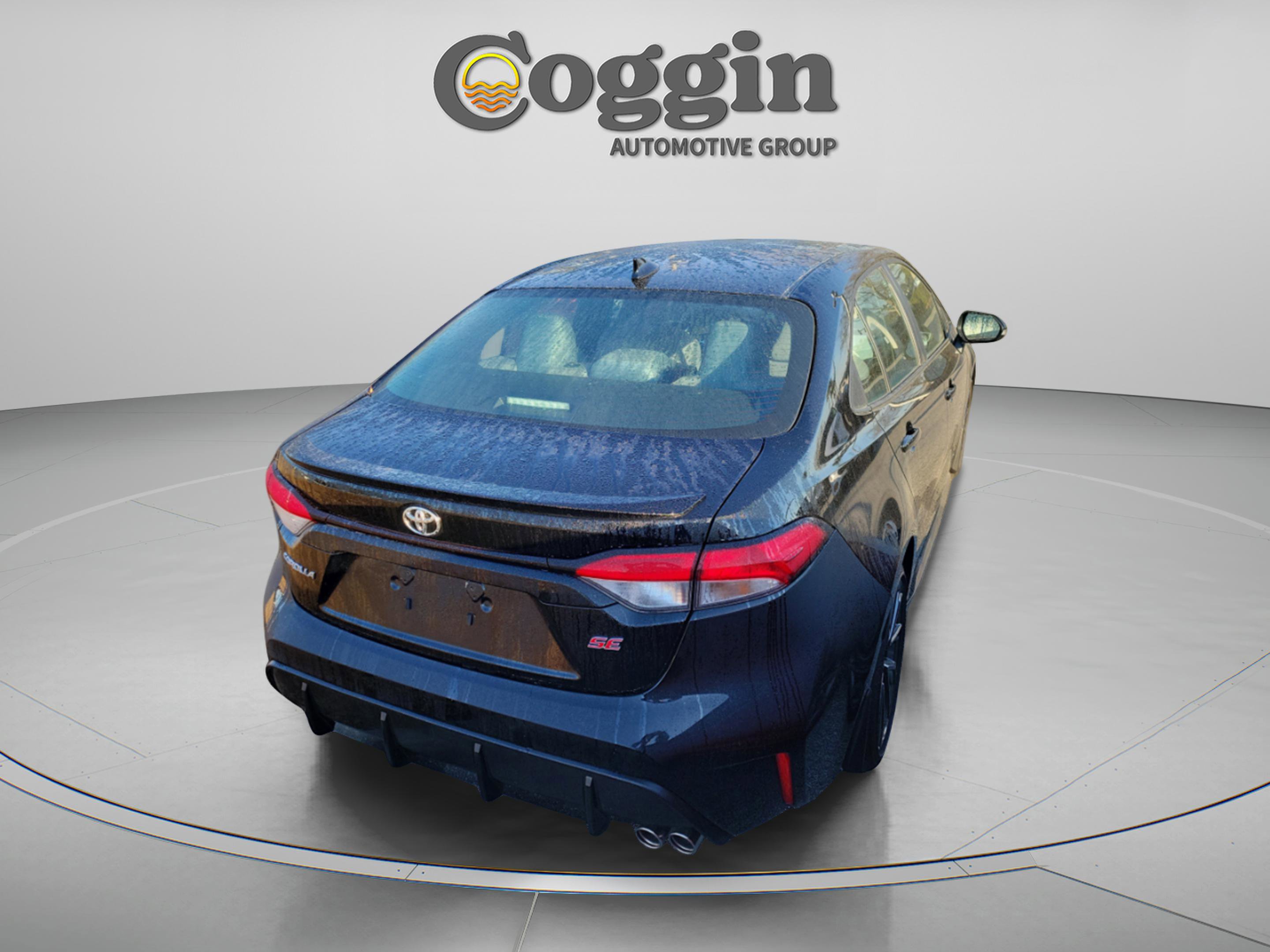 Certified 2025 Toyota Corolla SE image 1