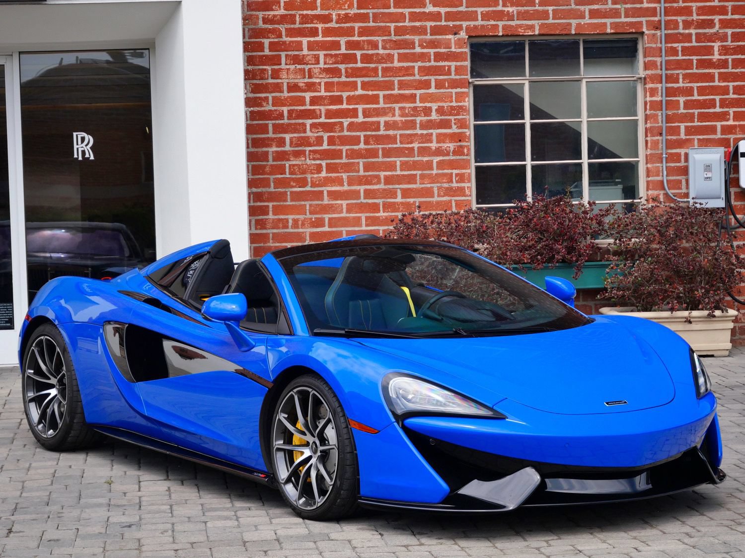 Used 2020 McLaren 570S Spider