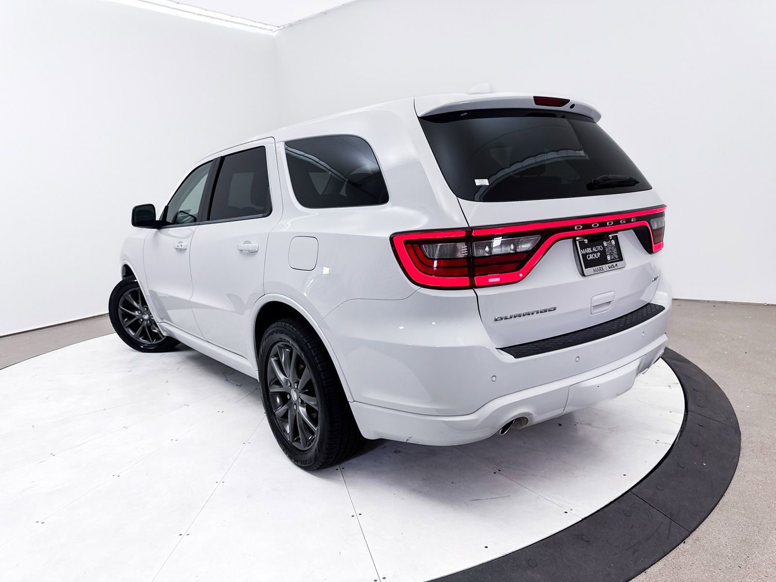Used 2018 Dodge Durango GT image 2