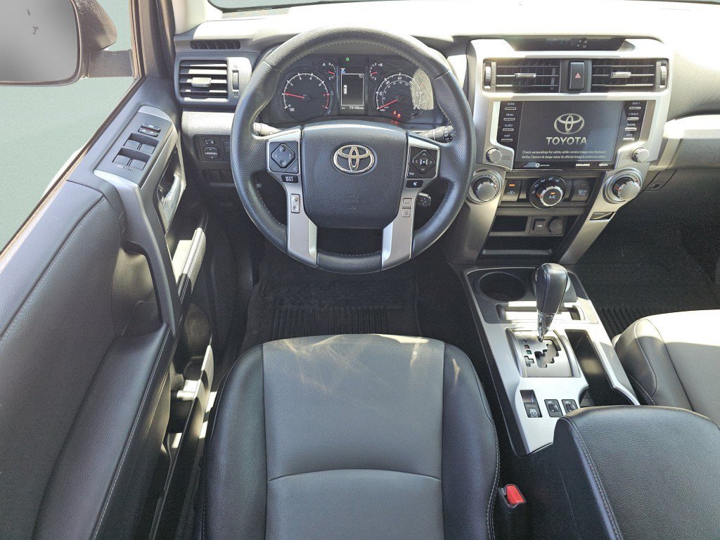 Used 2022 Toyota 4Runner SR5 Premium AWD/4WD image 28