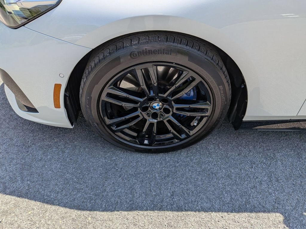 Certified 2024 BMW 540i xDrive w/ M Sport Package AWD/4WD image 28