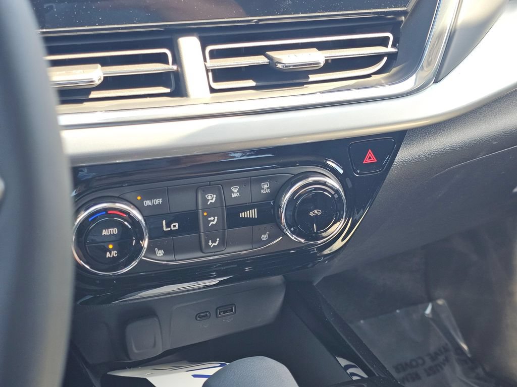 New 2026 Chevrolet Trax LT w/ Driver Confidence Package FWD image 29
