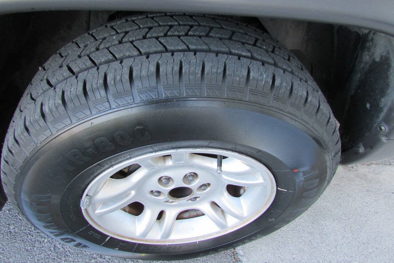 Used 2003 Dodge Durango Sport RWD image 13