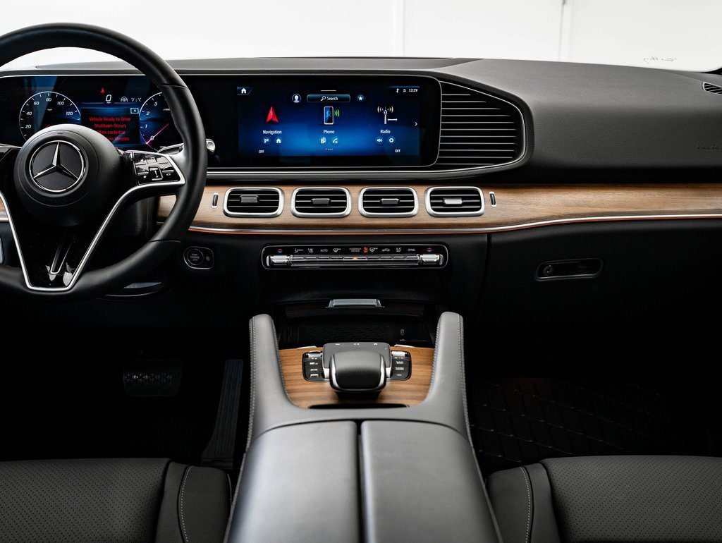 Certified 2025 Mercedes-Benz GLE 350 4MATIC image 33