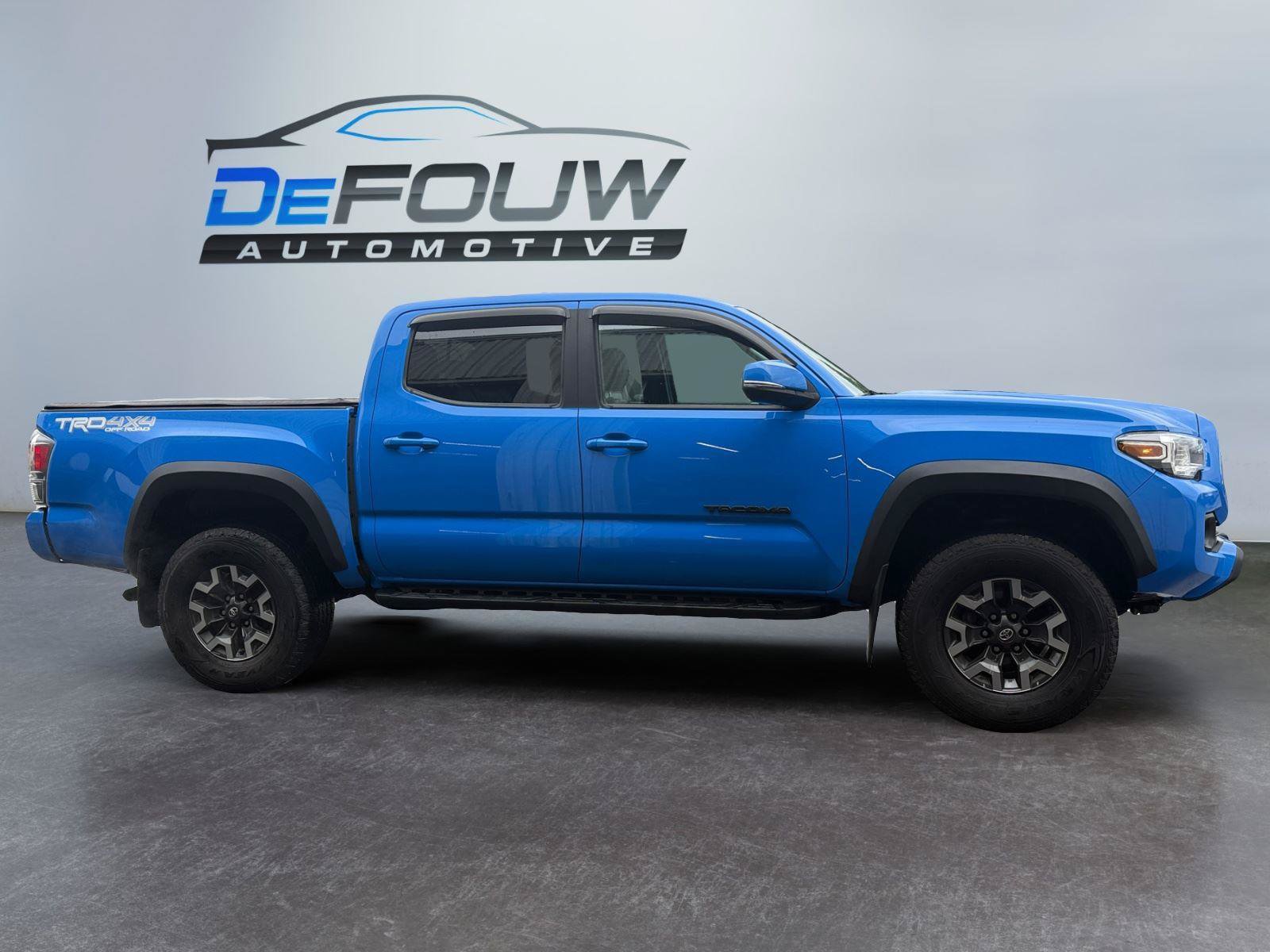 Used 2021 Toyota Tacoma TRD Pro AWD/4WD image 2