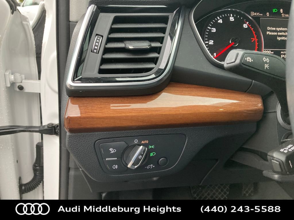 Certified 2023 Audi Q5 2.0T Premium w/ Convenience Package image 13