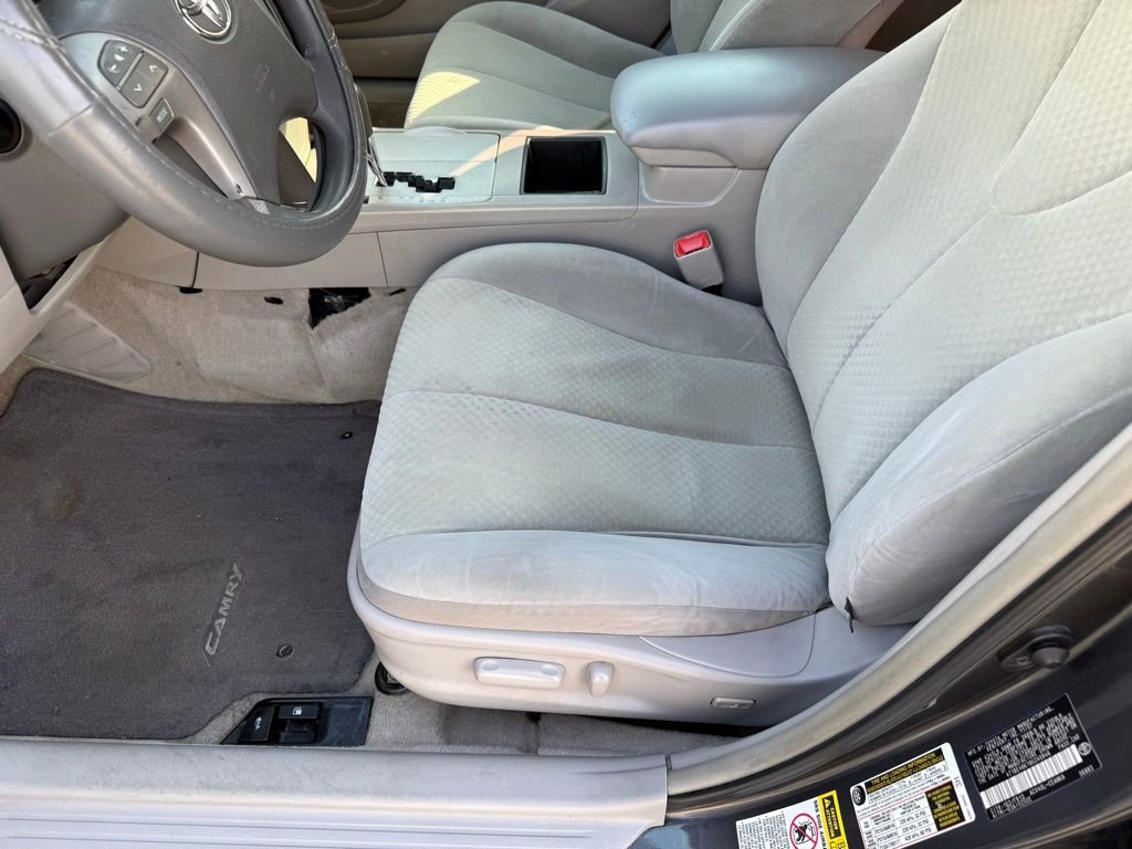 Used 2008 Toyota Camry LE image 8