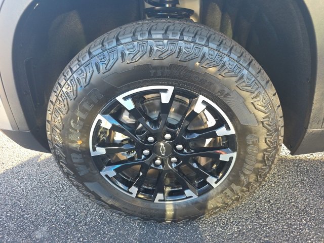 New 2026 Chevrolet Traverse Z71 w/ Enhanced Driving Package image 6