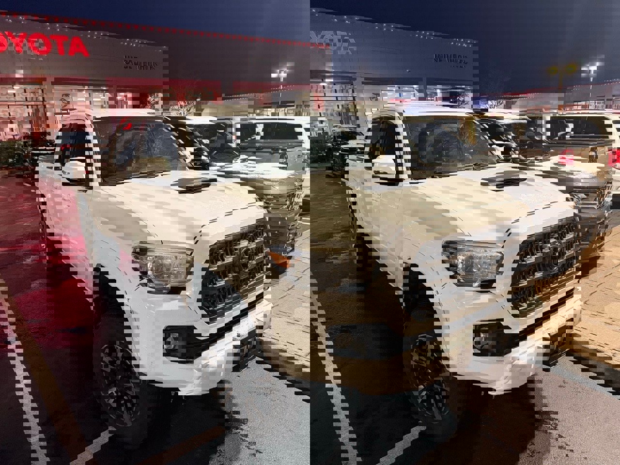 Used 2017 Toyota Tacoma TRD Sport w/ Tow Package