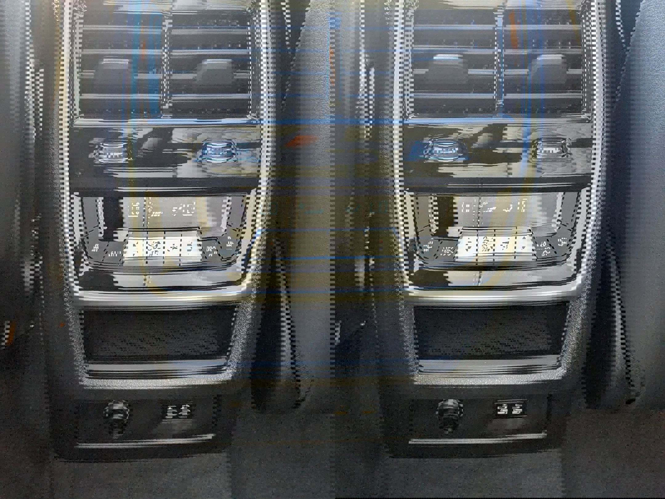 New 2026 BMW X5 xDrive40i w/ M Sport Package image 31