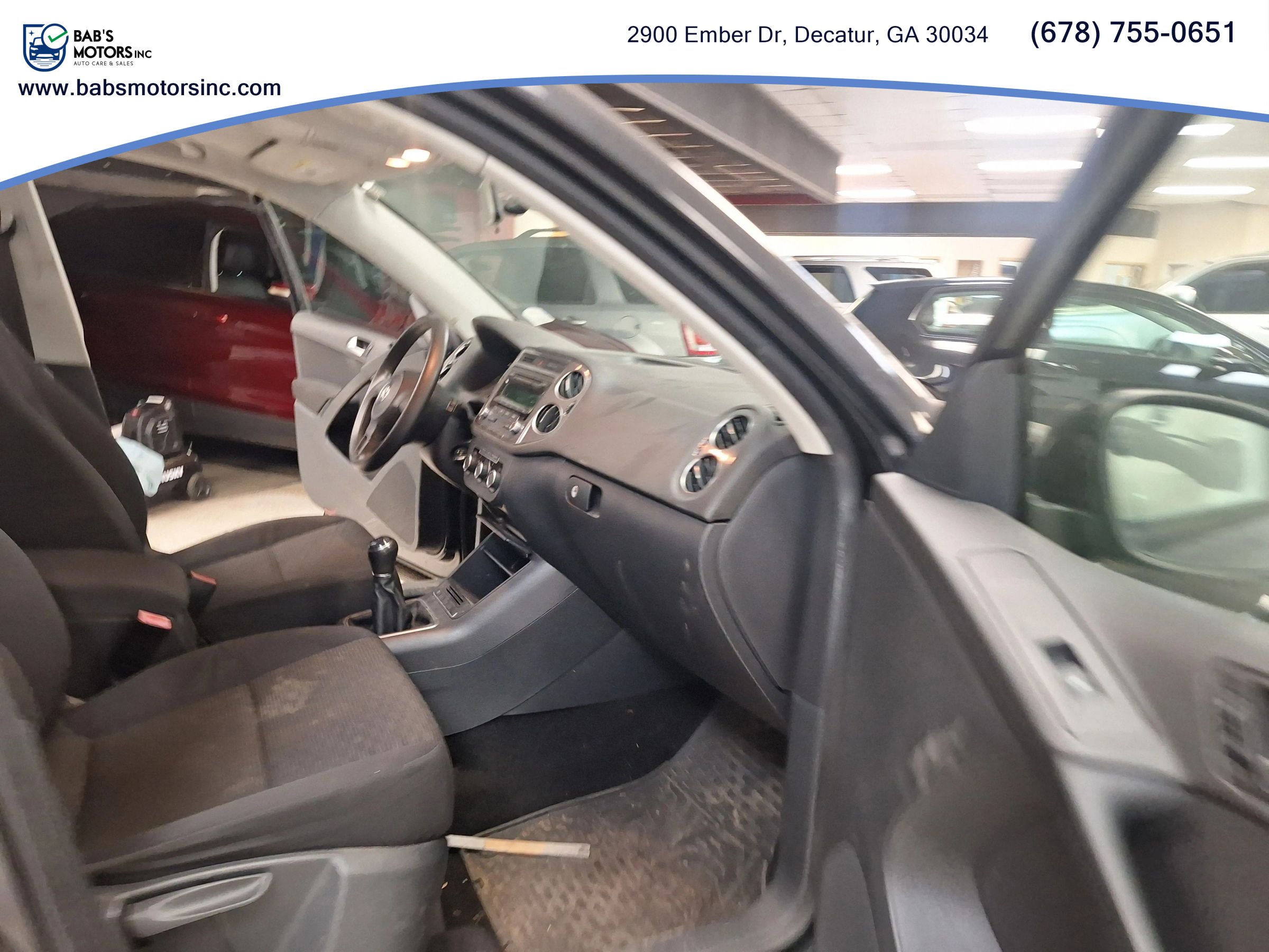 Used 2013 Volkswagen Tiguan SE image 11