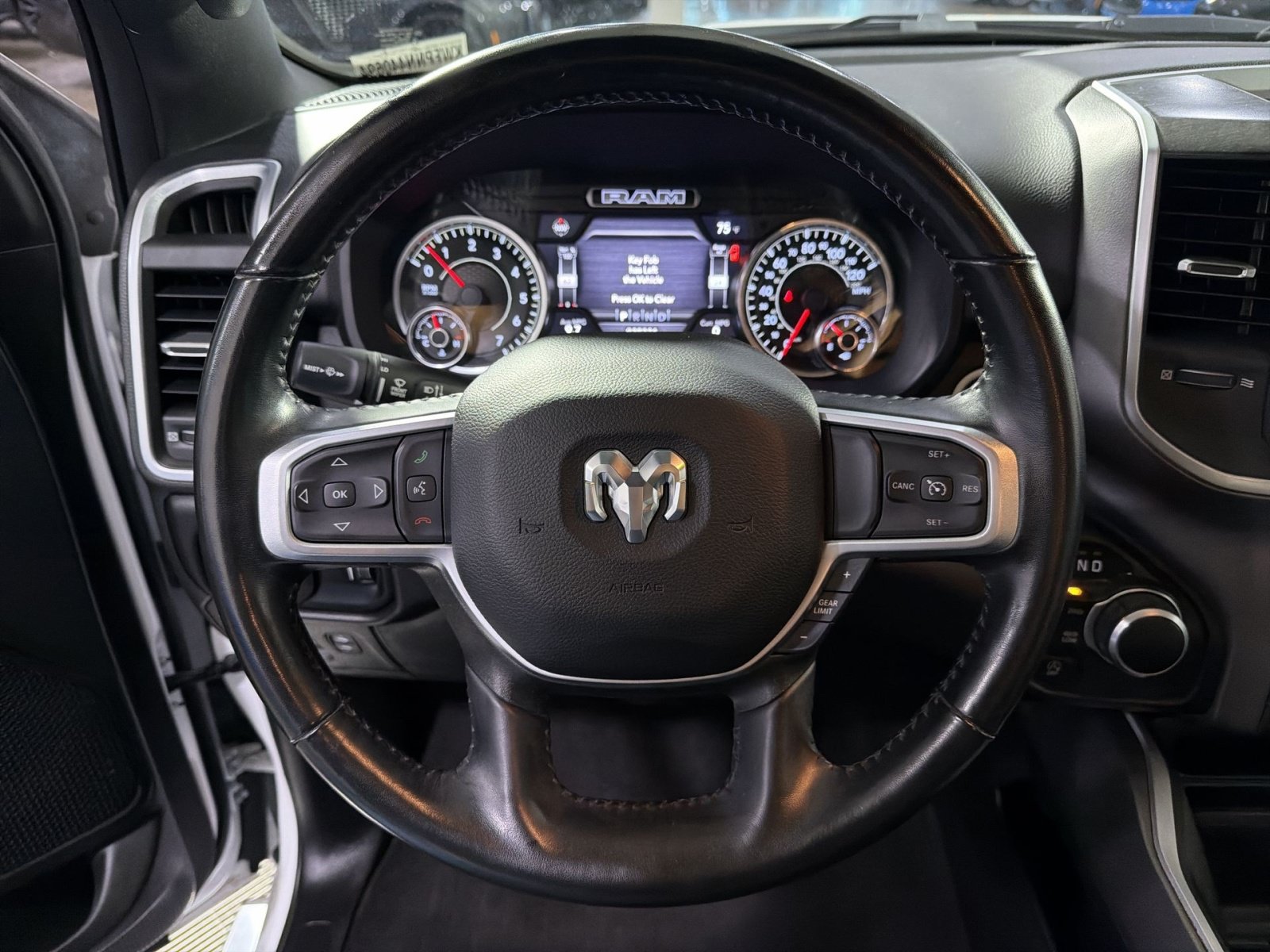 Used 2022 RAM 1500 Big Horn AWD/4WD image 28