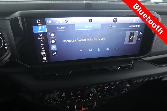 Used 2025 Jeep Wrangler Unlimited Rubicon image 23