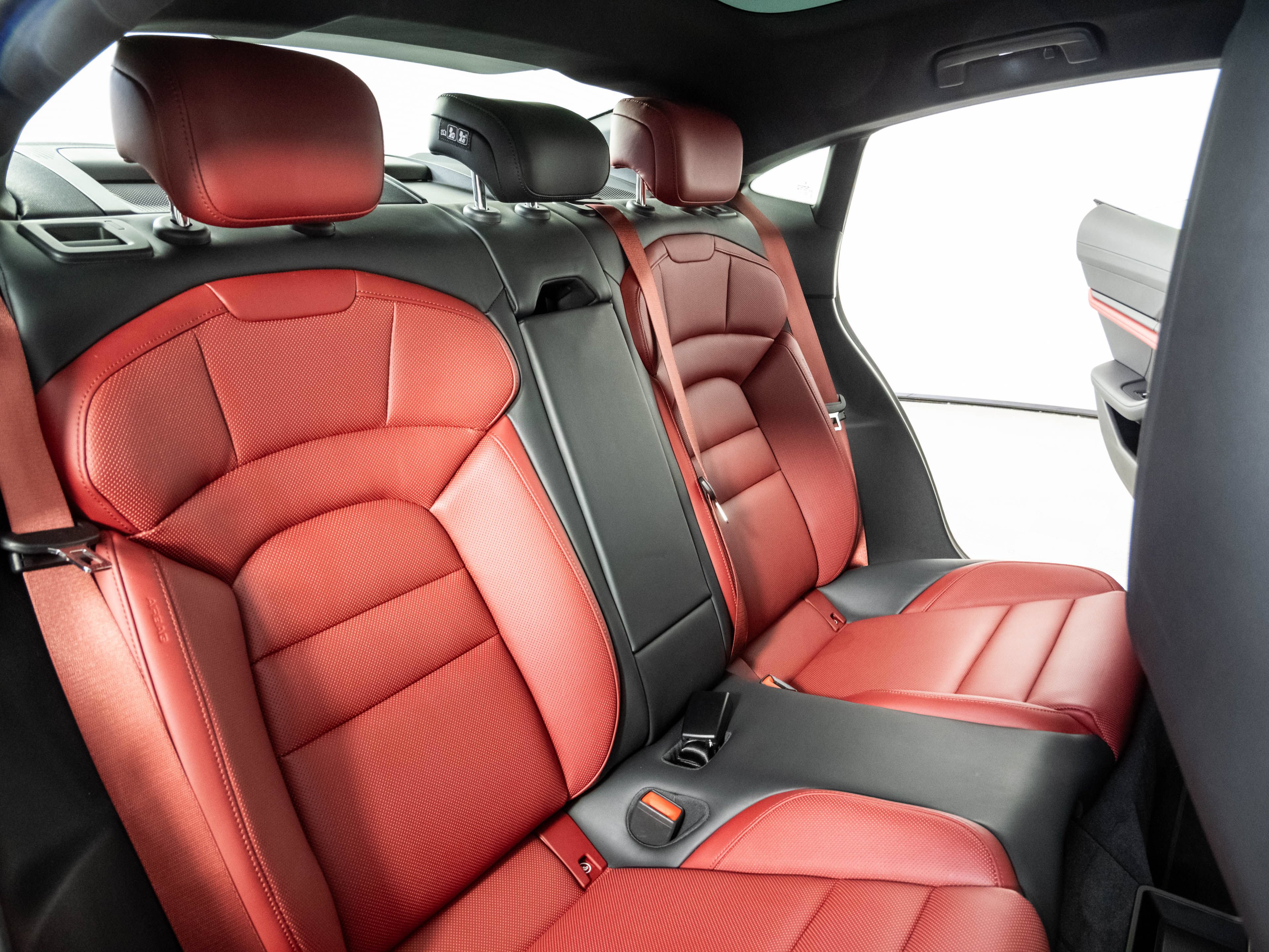 Certified 2023 Porsche Taycan 4S AWD/4WD image 24
