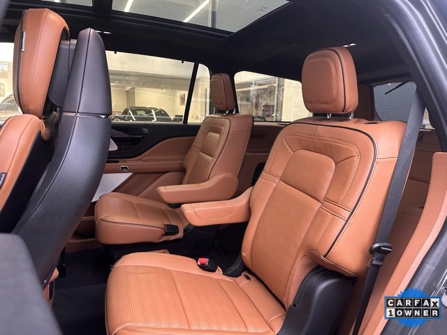 Used 2023 Lincoln Aviator Black Label image 9
