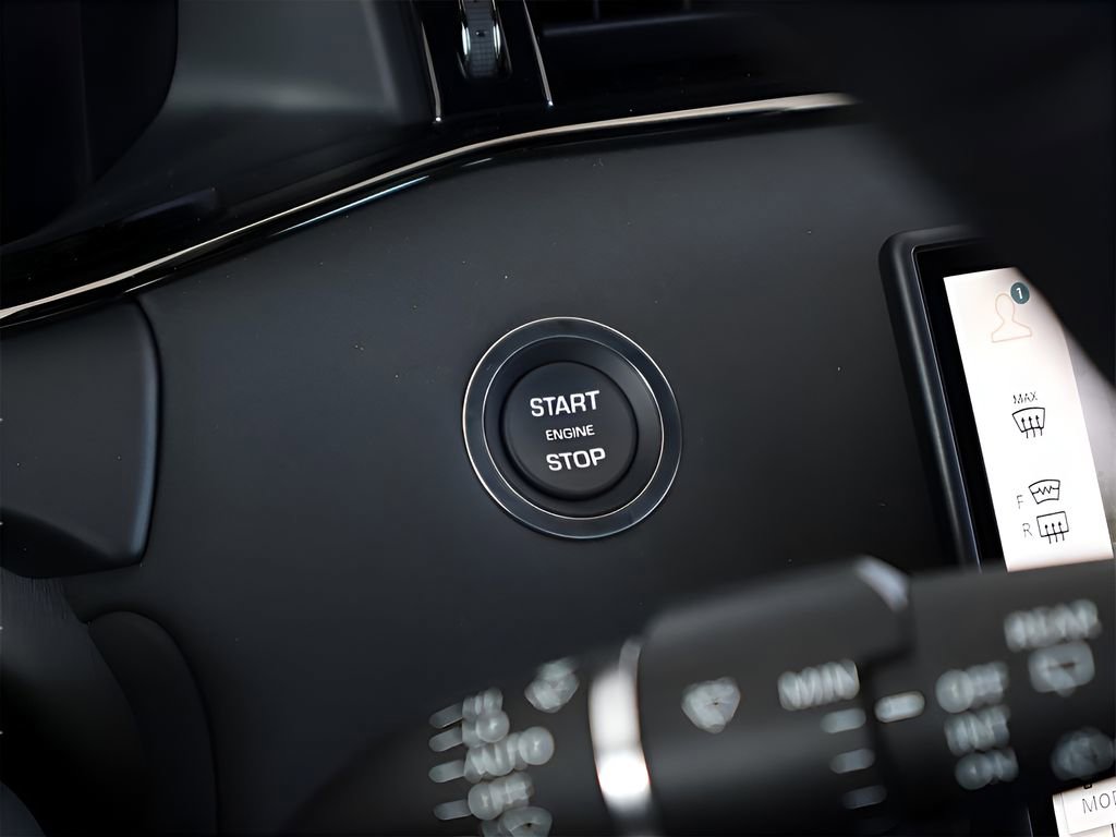 New 2026 Land Rover Range Rover Evoque Dynamic SE image 27