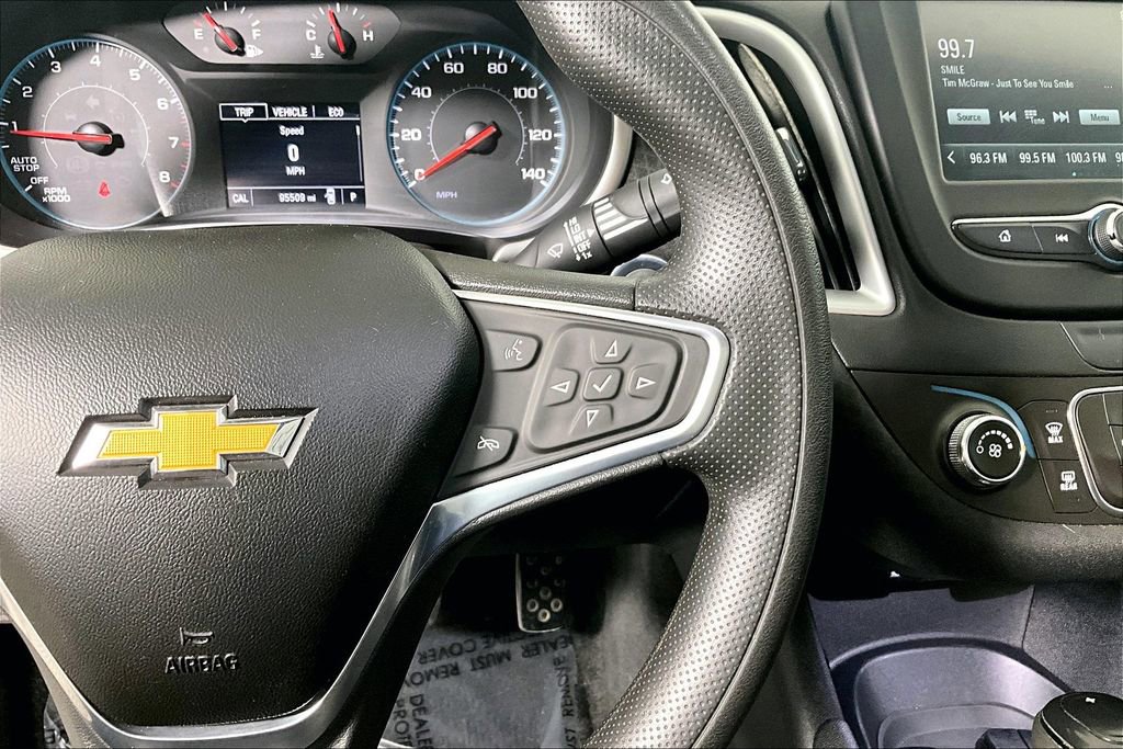 Used 2018 Chevrolet Malibu LS image 18