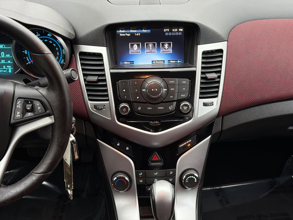 Used 2014 Chevrolet Cruze LT FWD image 17