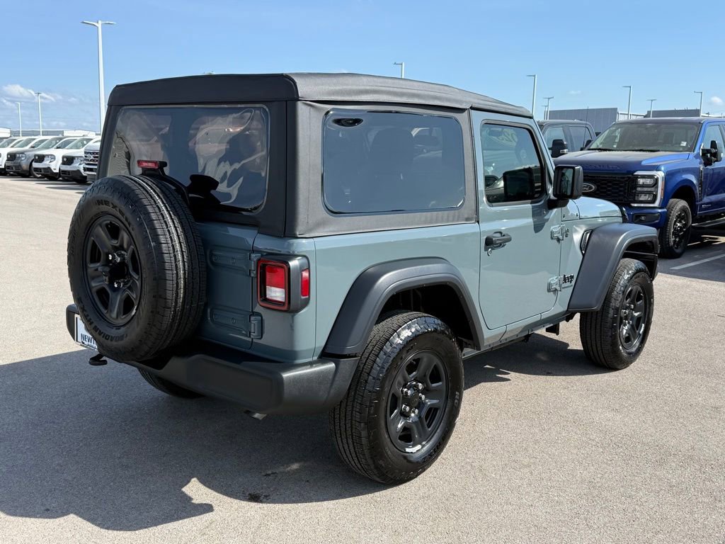 Used 2025 Jeep Wrangler Sport image 29