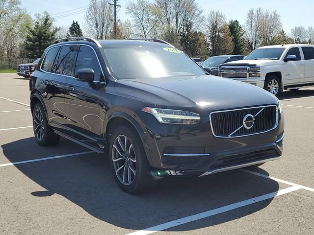 Used 2018 Volvo XC90 T5 Momentum w/ Convenience Package FWD image 2