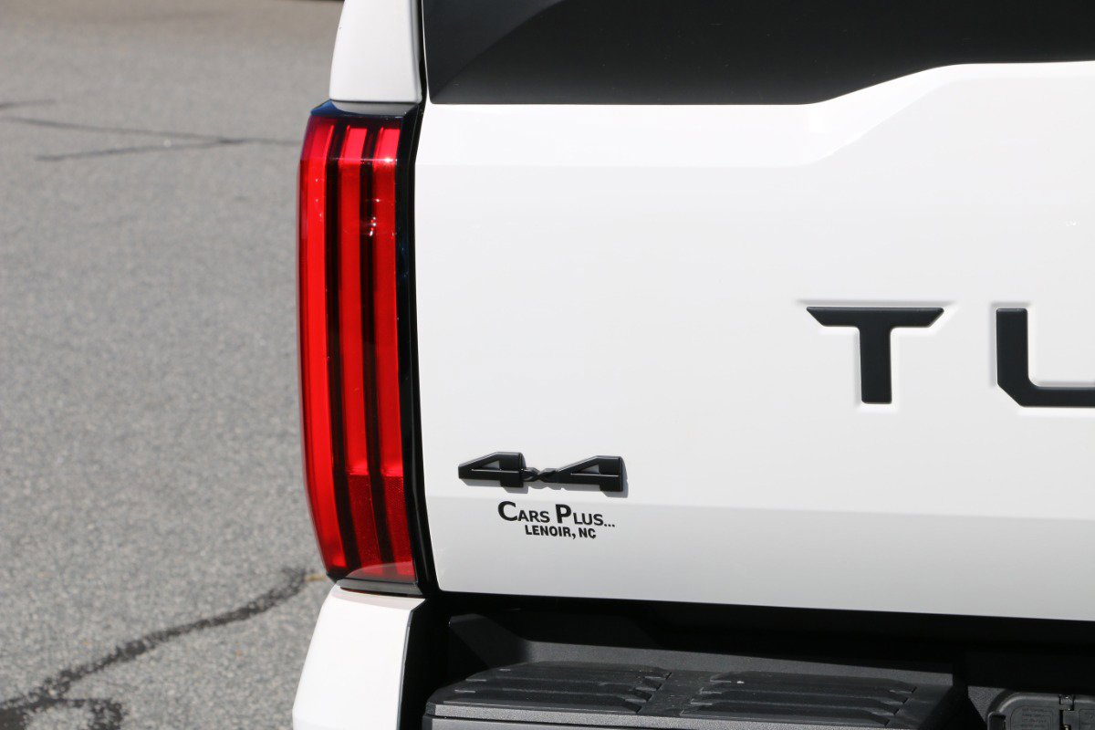 Used 2024 Toyota Tundra SR5 image 6