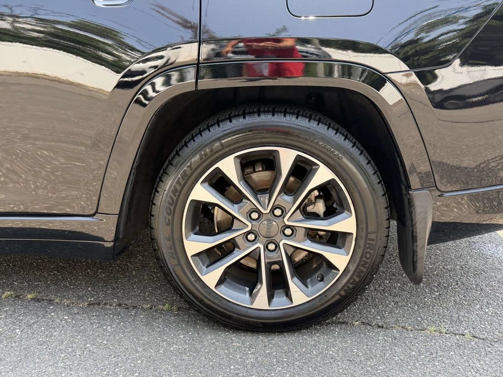 Certified 2021 Jeep Grand Cherokee L Overland w/ Luxury Tech Group IV AWD/4WD image 13