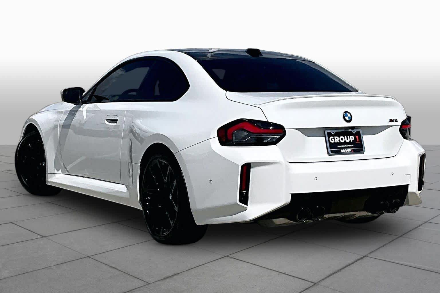 Used 2026 BMW M2 w/ Lighting Package RWD image 10