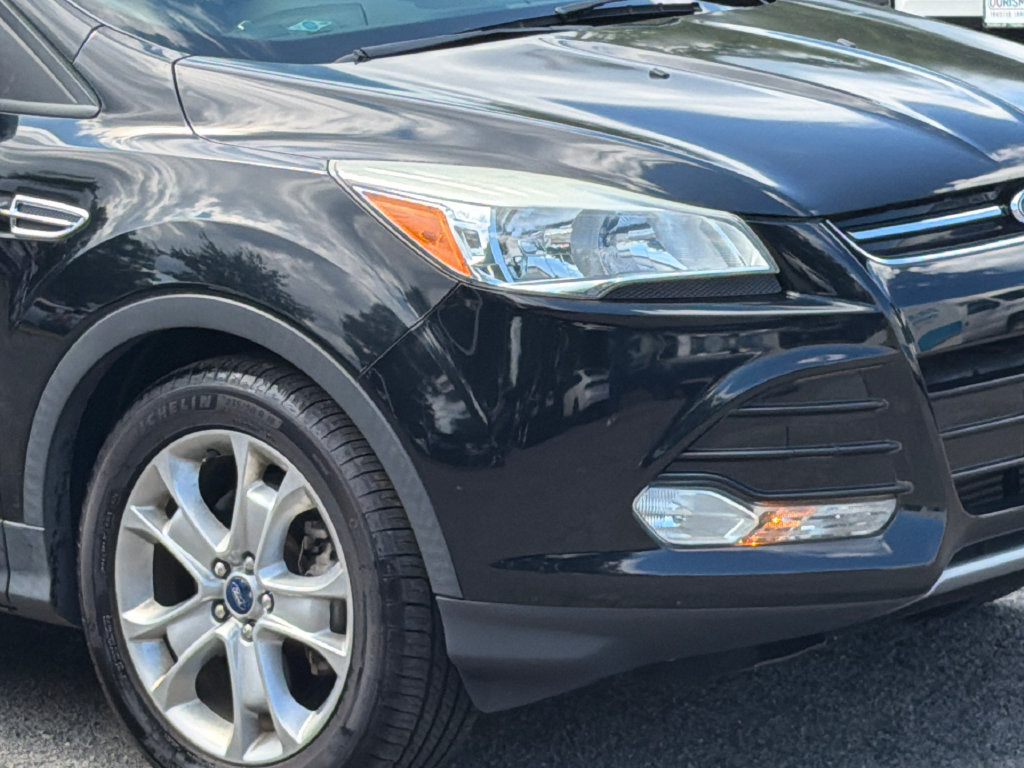 Used 2016 Ford Escape Titanium AWD/4WD image 3