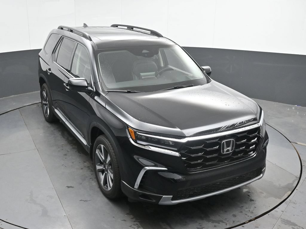 Used 2025 Honda Pilot Elite image 27