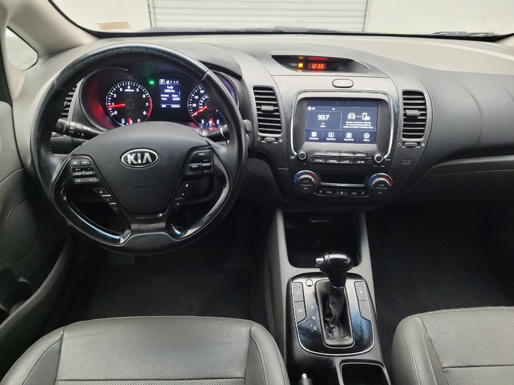 Used 2017 Kia Forte EX image 22