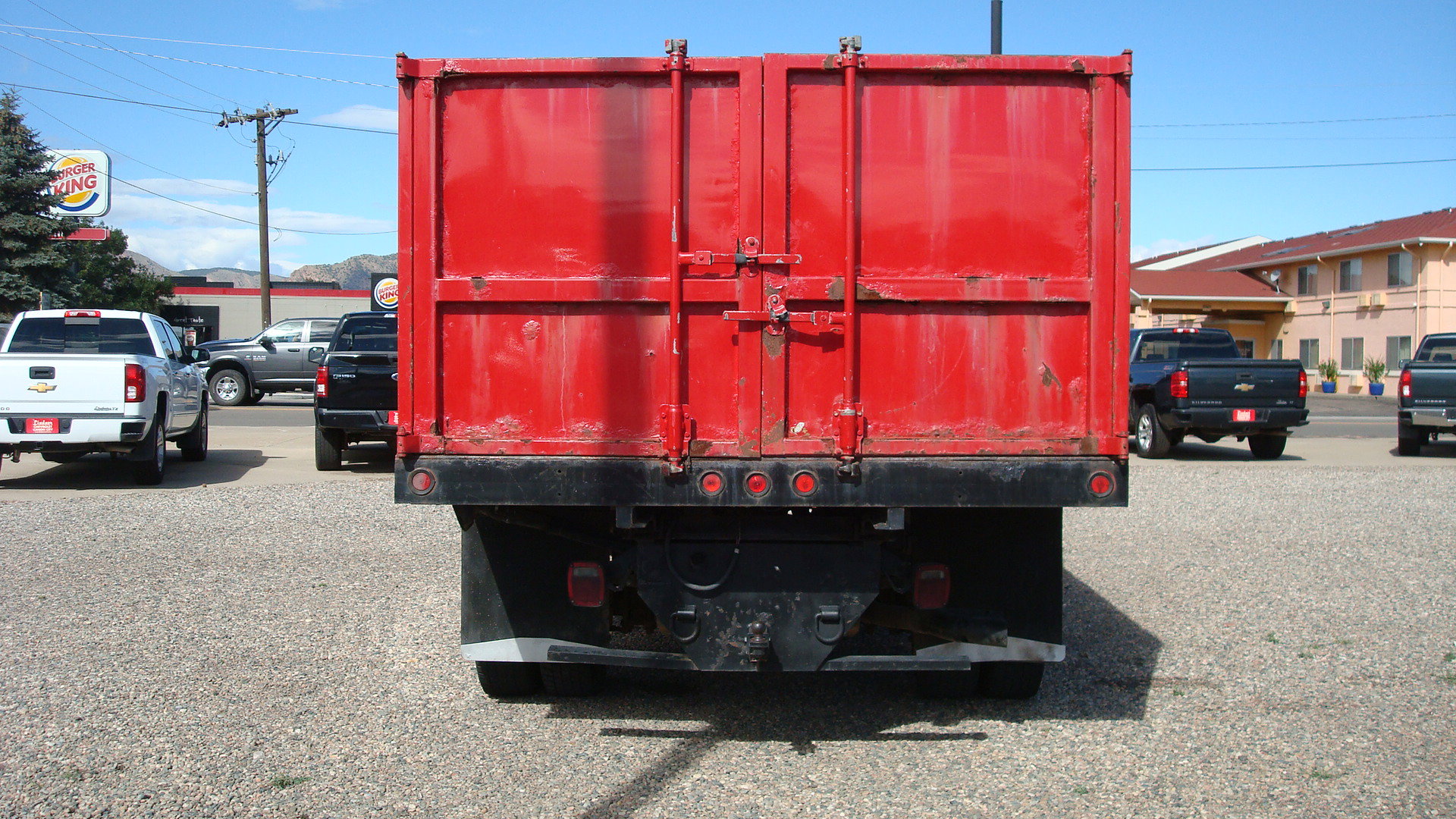 Used 2010 Ford F550 4x4 Regular Cab Super Duty image 5