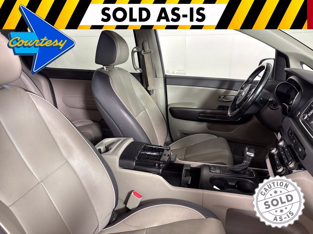 Used 2017 Kia Sedona LX w/ LX Essentials Premium Package FWD image 17