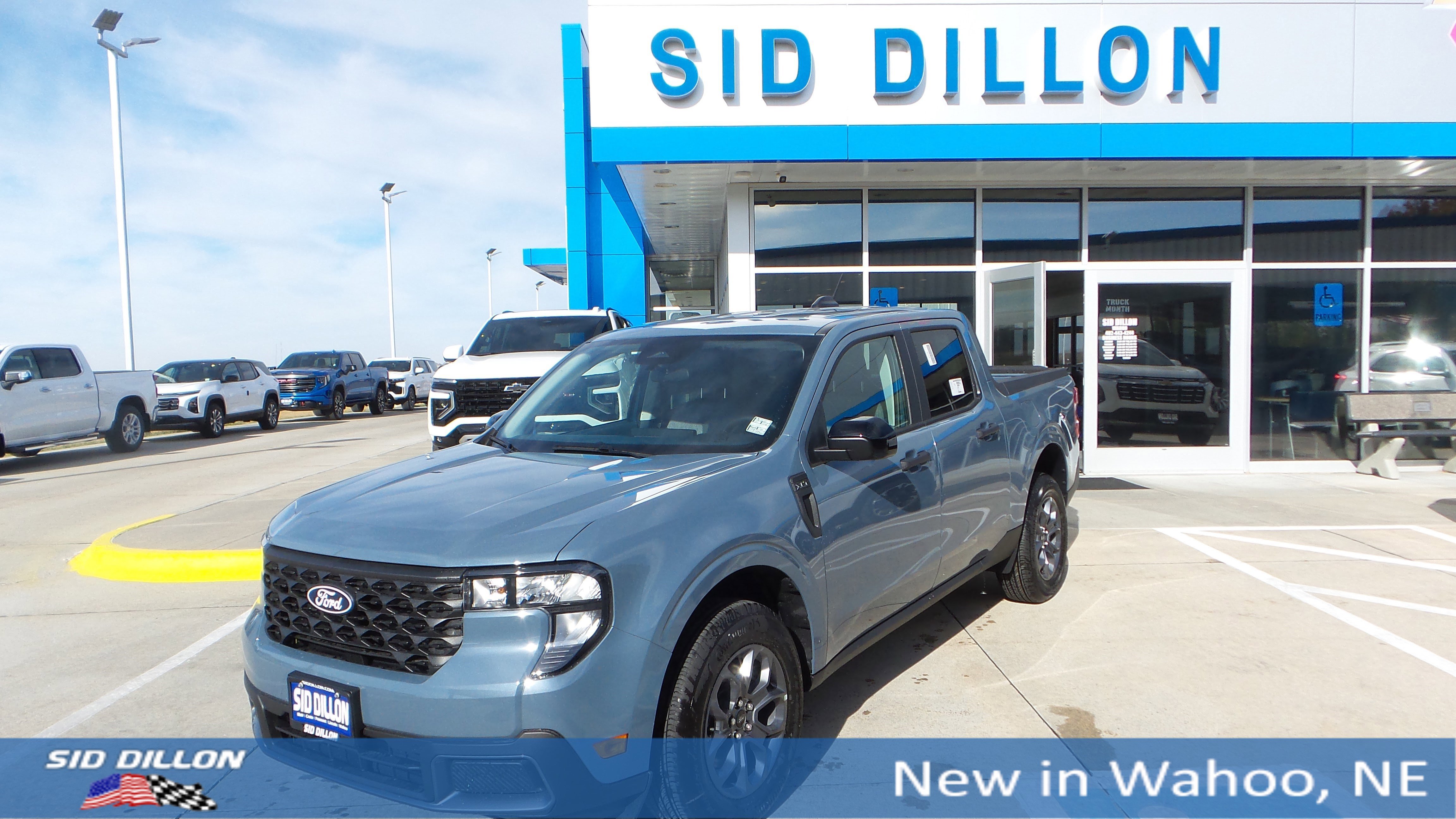 New 2025 Ford Maverick XLT w/ XLT Luxury Package