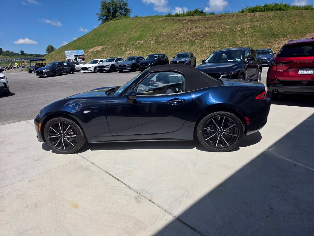 New 2026 MAZDA MX-5 Miata Grand Touring RWD image 4