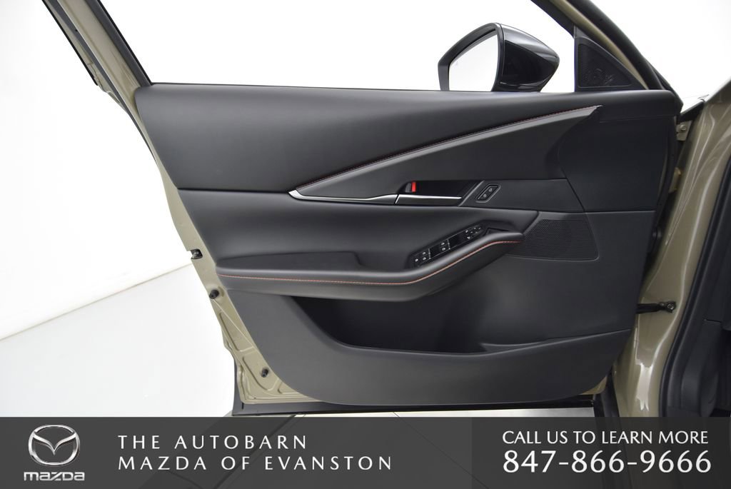 Certified 2025 MAZDA CX-30 Carbon image 27