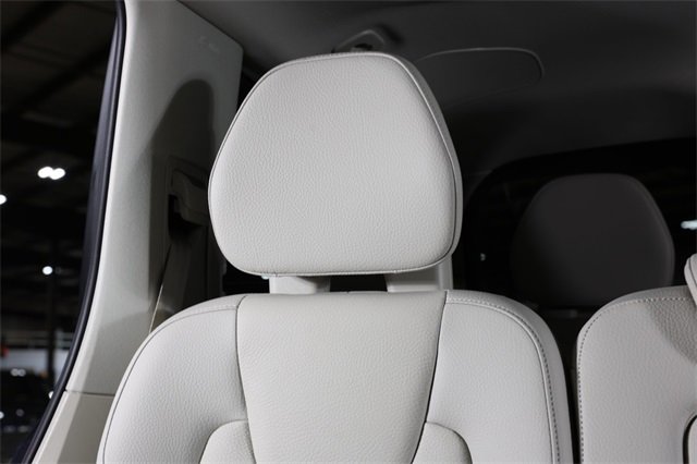 Used 2025 Volvo XC90 B6 Plus w/ Protection Package Premier image 23