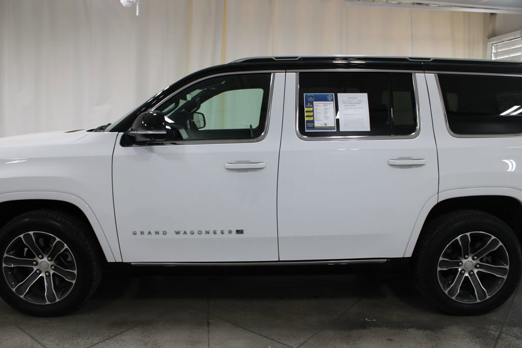 Used 2023 Jeep Grand Wagoneer 4WD image 6